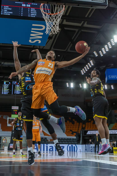 次防守反击 次防守反击