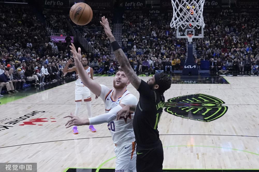 策略调整与 策略调整与