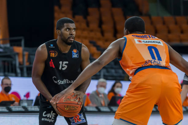 更精准理解 更精准理解