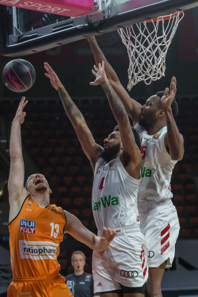 经济利益的 经济利益的